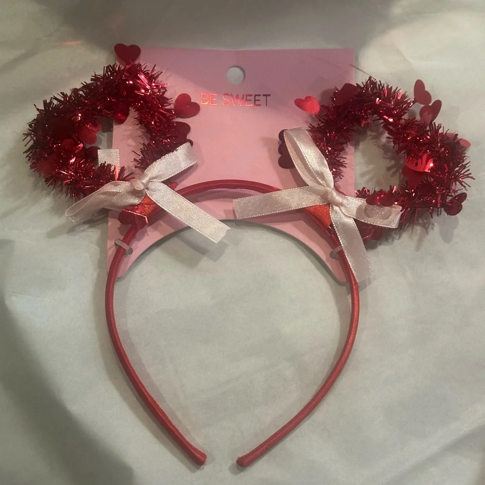 Valentine Pink and Red Hair‎ Accessories